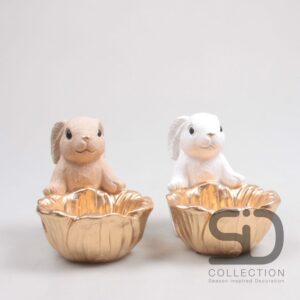 Paashaas Met Tulp Schaal Cement 16.5×11.5×13 cm Camel Wit Prijs per Stuk